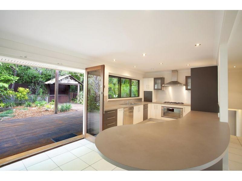 4 Arkana Drive, Noosa Heads QLD 4567