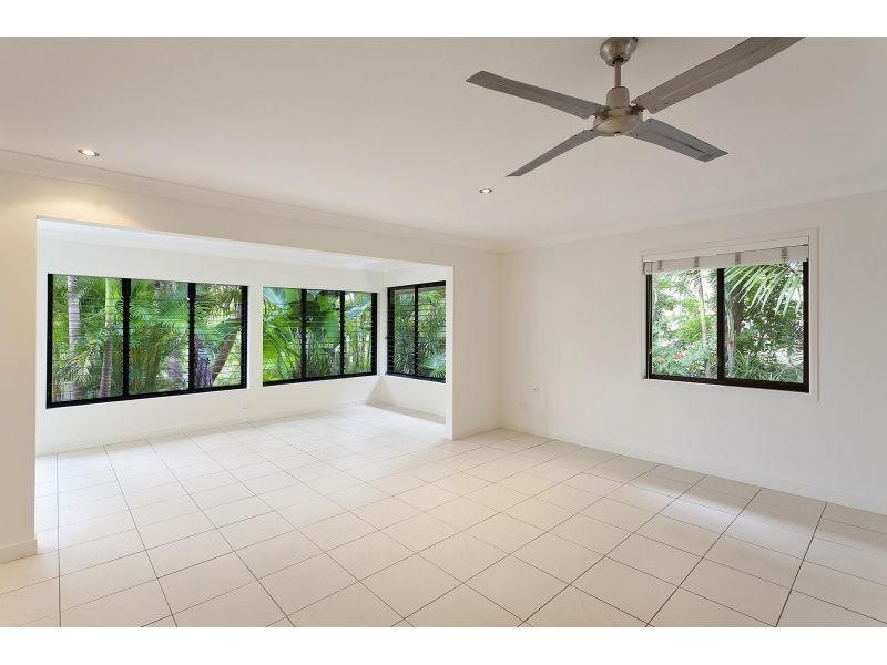4 Arkana Drive, Noosa Heads QLD 4567
