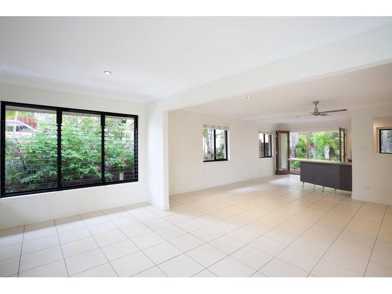 4 Arkana Drive, Noosa Heads QLD 4567