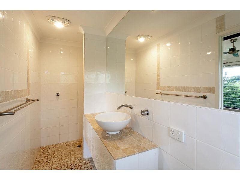 4 Arkana Drive, Noosa Heads QLD 4567