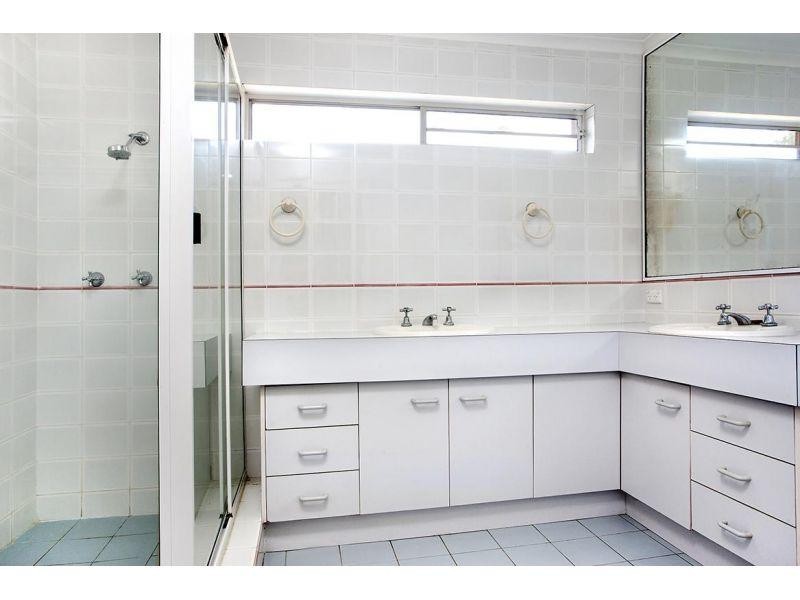 24 Parakeet Crescent, Peregian Beach QLD 4573