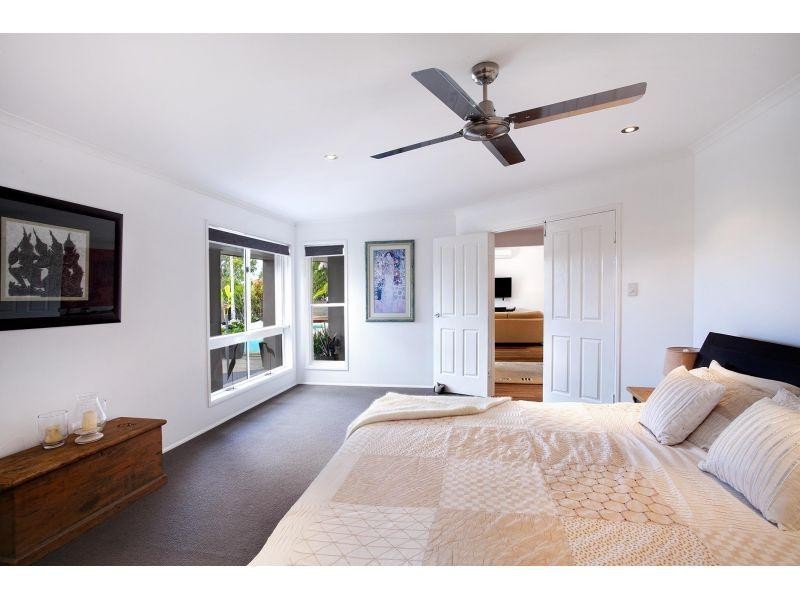 30 Shorehaven Drive, Noosa Waters QLD 4566