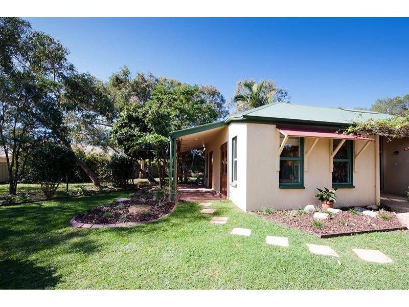 10 Wyuna Drive, Noosa Heads QLD 4567