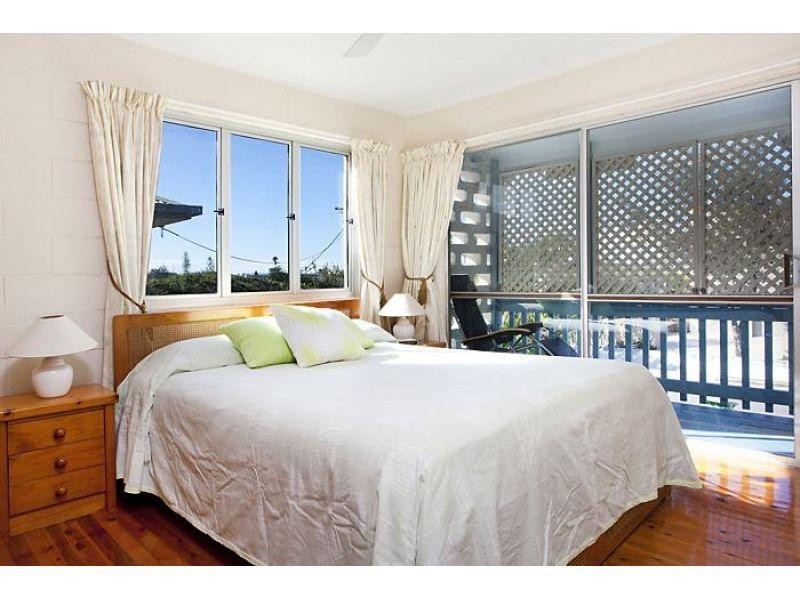 17 Petrel Street, Peregian Beach QLD 4573