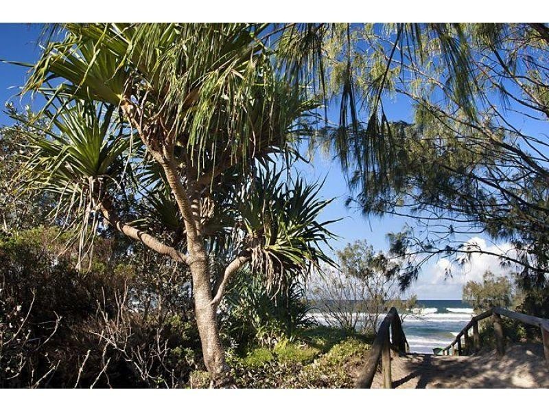 17 Petrel Street, Peregian Beach QLD 4573