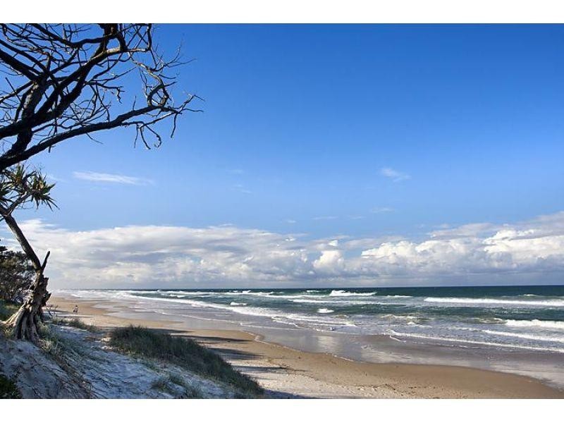 17 Petrel Street, Peregian Beach QLD 4573