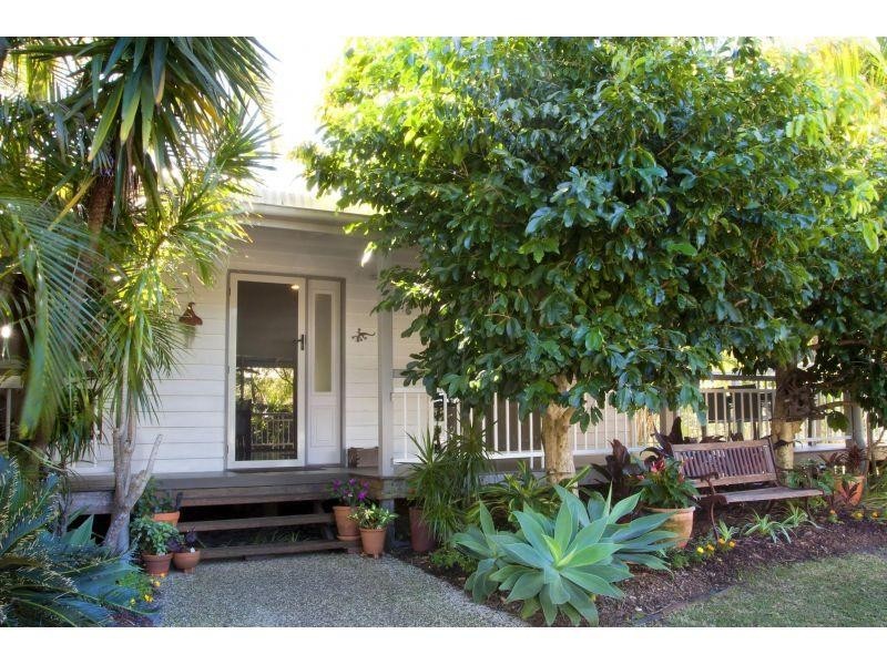 2 Sundown Court, Sunrise Beach QLD 4567