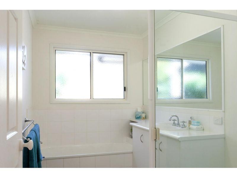 2 Sundown Court, Sunrise Beach QLD 4567