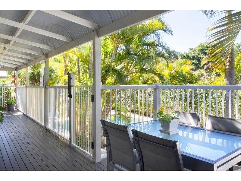 2 Sundown Court, Sunrise Beach QLD 4567