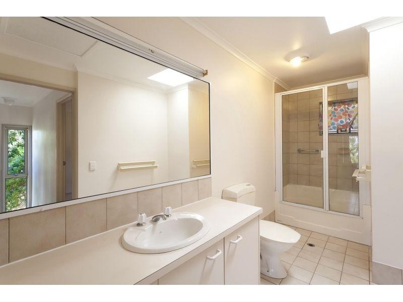 1 & 2/29 Bottlebrush Avenue, Noosa Heads QLD 4567