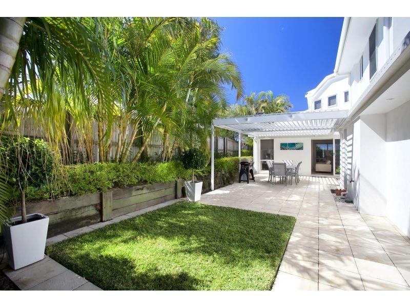 1 Bartill Court, Noosa Heads QLD 4567