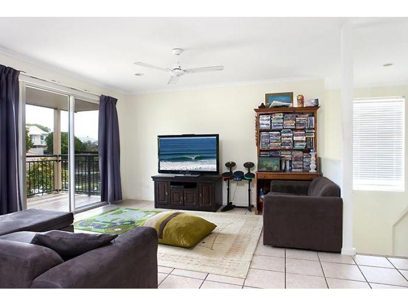 3/82 Southern Cross Parade, Sunrise Beach QLD 4567
