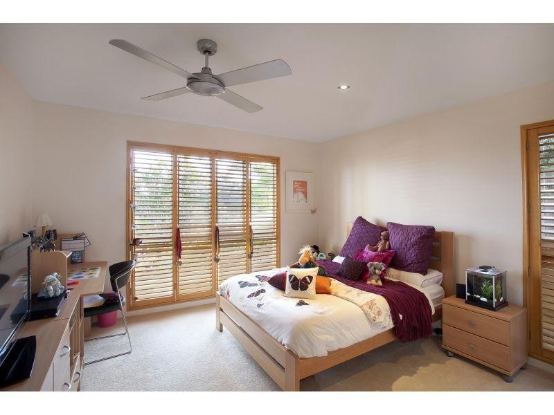 20 Captains Court, Sunrise Beach QLD 4567