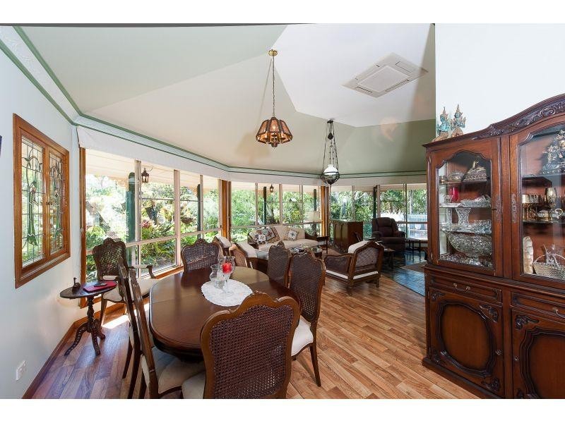 9 Dolphin Crescent, Noosaville QLD 4566