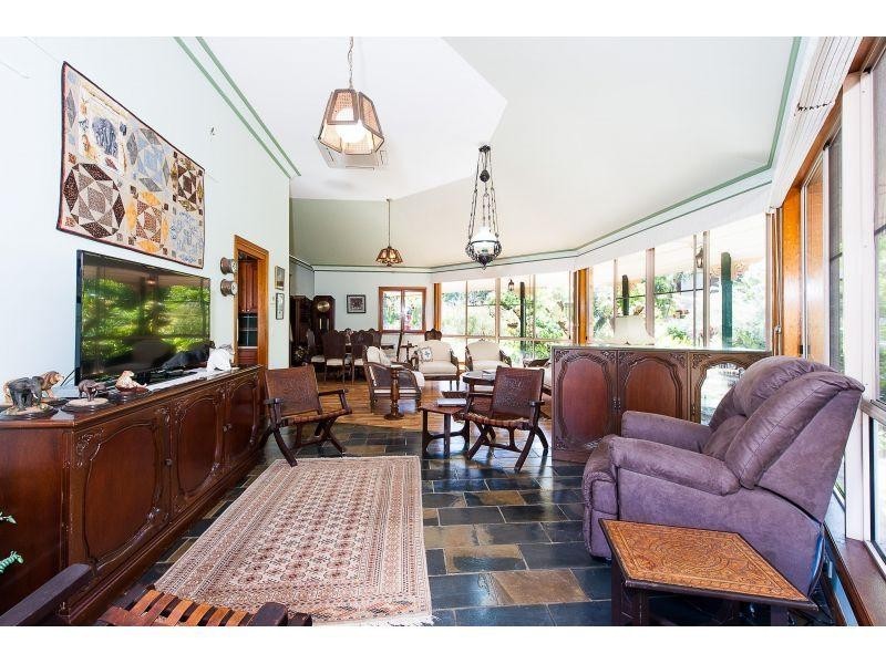 9 Dolphin Crescent, Noosaville QLD 4566