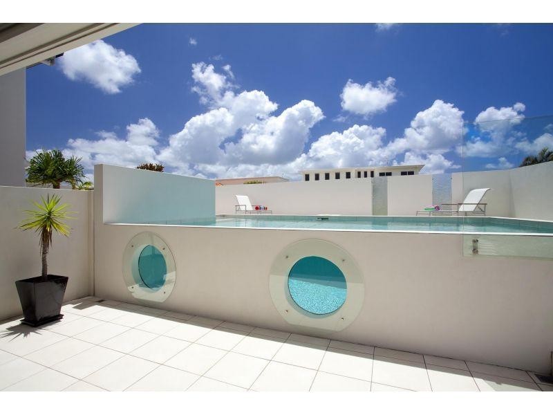 10 Antipodes Close, Castaways Beach QLD 4567