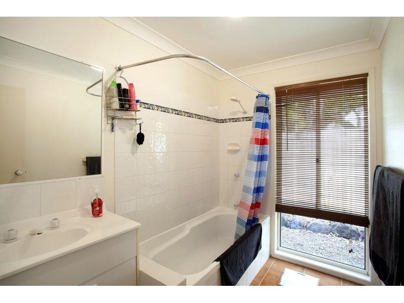 4 Sittella Court, Noosa Heads QLD 4567