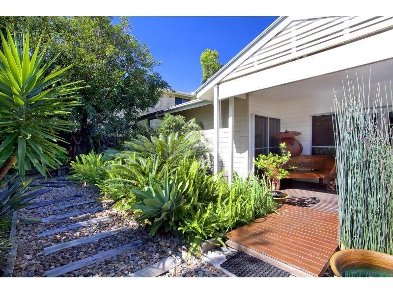 16 Wyona Drive, Noosa Heads QLD 4567