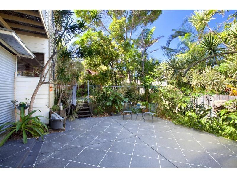 16 Wyona Drive, Noosa Heads QLD 4567