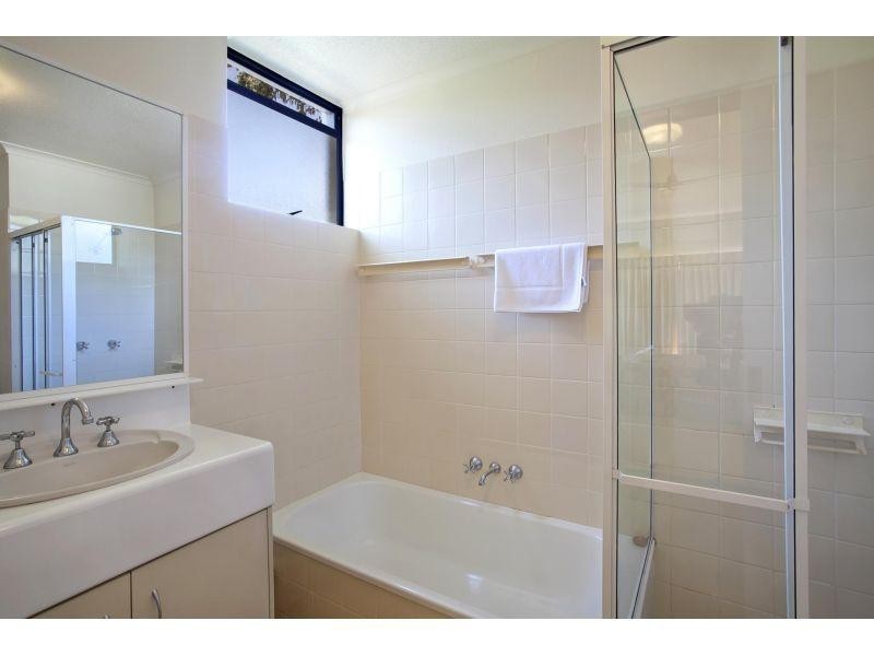 5/42 Alderly Terrace, Little Cove QLD 4567