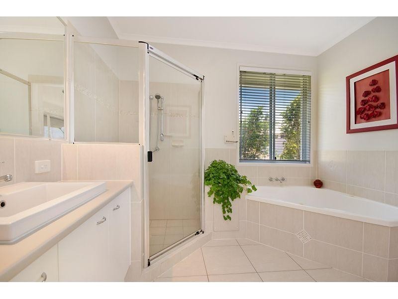 45 Orealla Crescent, Sunrise Beach QLD 4567