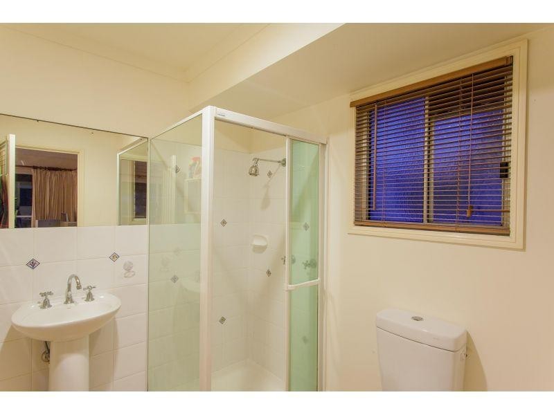 2/17 Laburnum Crescent, Noosaville QLD 4566