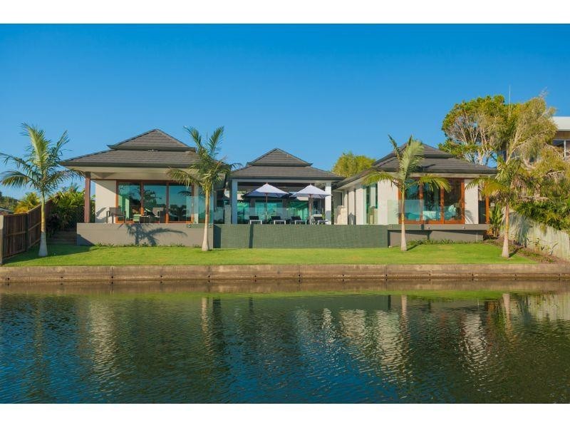 27 Shorehaven Drive, Noosa Waters QLD 4566