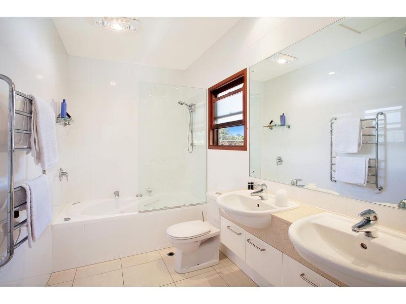 1/30 Ann Street, Noosaville QLD 4566