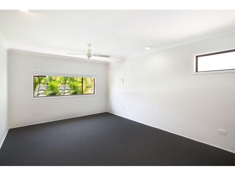 13 Laburnum Crescent, Noosaville QLD 4566