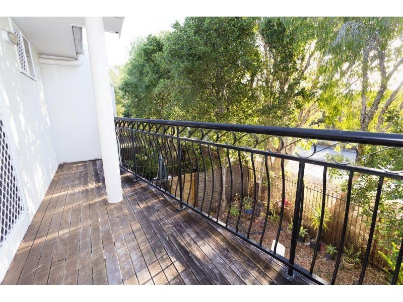 3 Beacon Court, Sunrise Beach QLD 4567