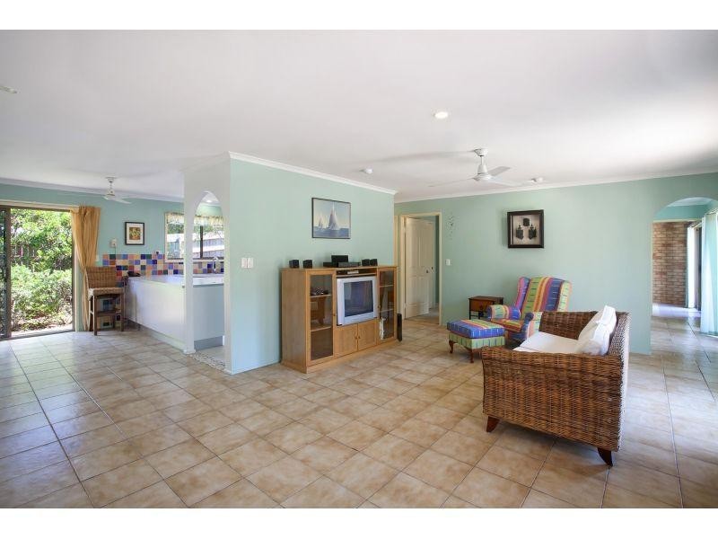 52 Tarina Street, Noosa Heads QLD 4567