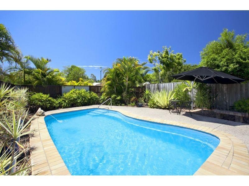 1 Wave Avenue, Noosaville QLD 4566