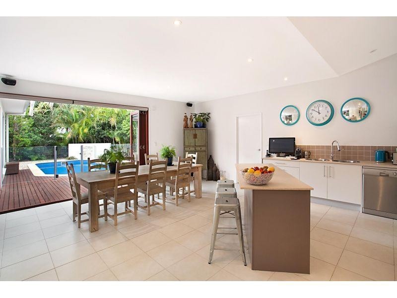 23 Ridgeway Street, Sunrise Beach QLD 4567