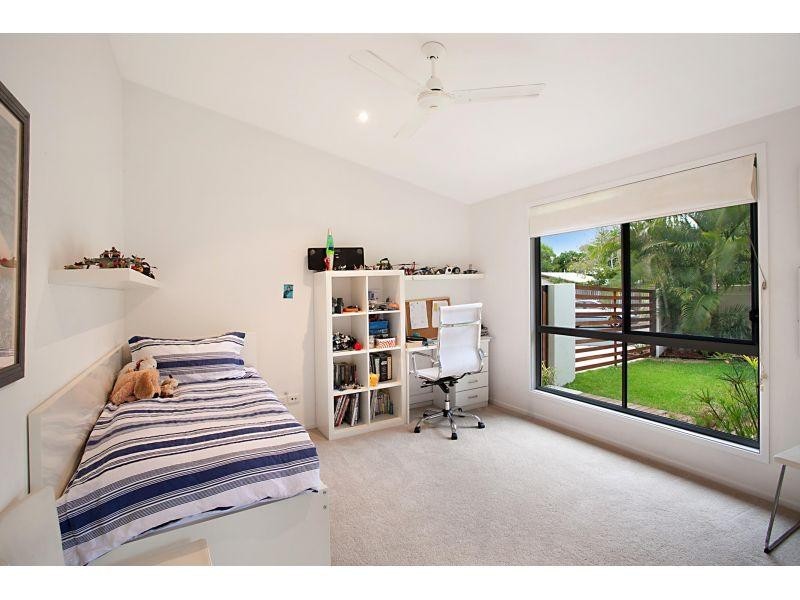 23 Ridgeway Street, Sunrise Beach QLD 4567