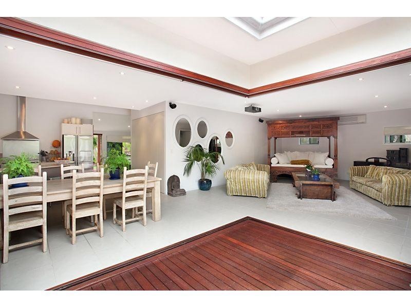 23 Ridgeway Street, Sunrise Beach QLD 4567