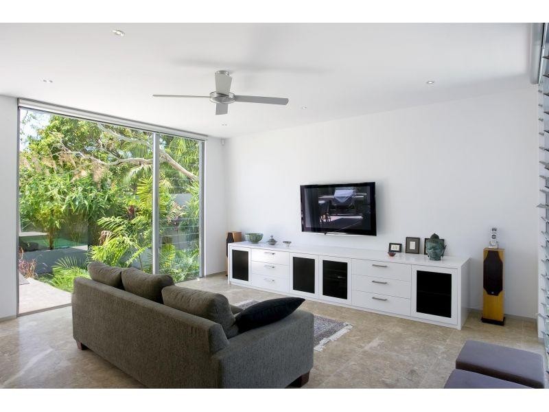 27 James Street, Noosaville QLD 4566