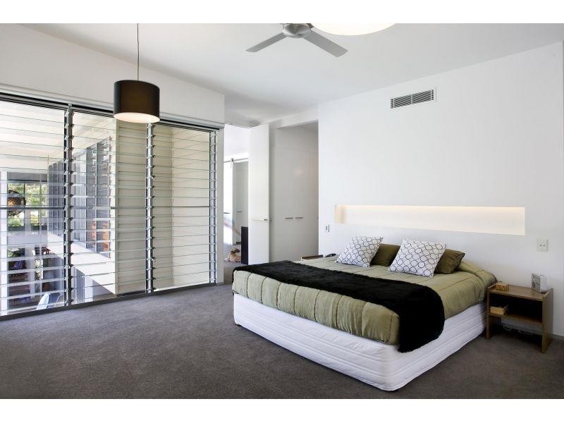 27 James Street, Noosaville QLD 4566