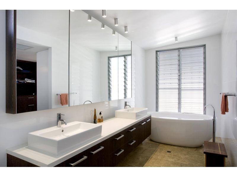 27 James Street, Noosaville QLD 4566