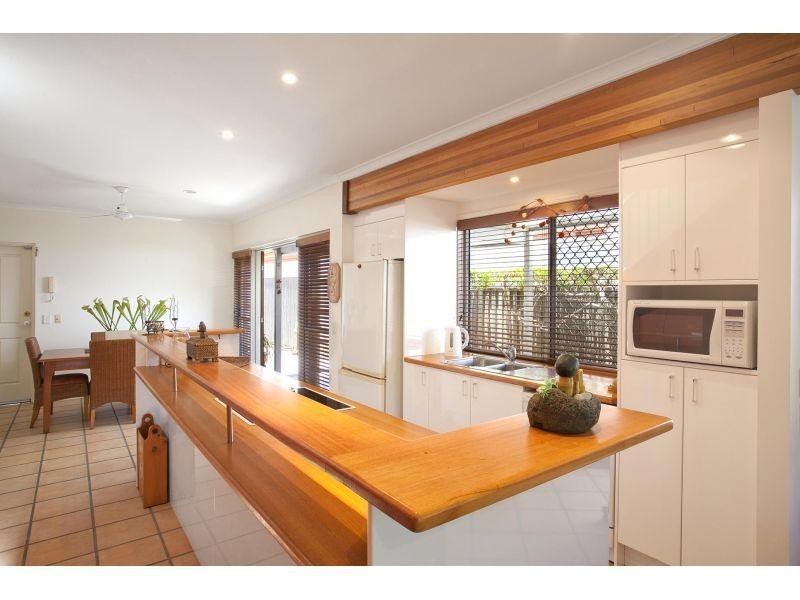 4/17 Laburnum Crescent, Noosaville QLD 4566