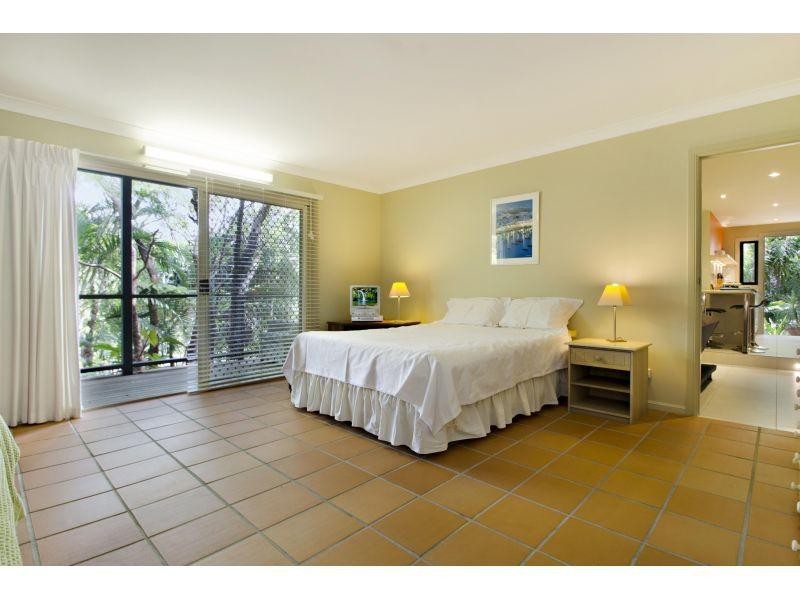 11 Swan Avenue, Sunshine Beach QLD 4567