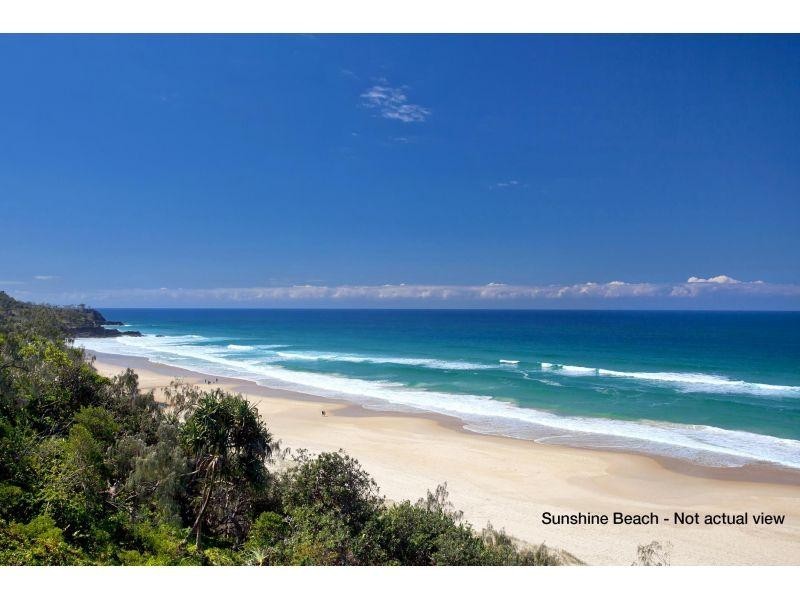 2/2 Crank Street, Sunshine Beach QLD 4567