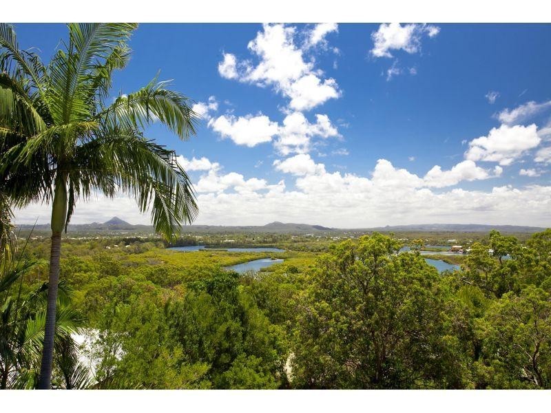 27 Arkana Drive, Noosa Heads QLD 4567