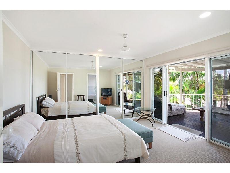 27 Arkana Drive, Noosa Heads QLD 4567