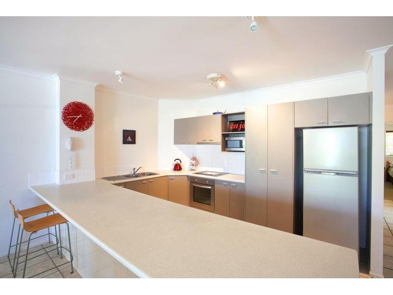 4/273 Gympie Terrace, Noosaville QLD 4566