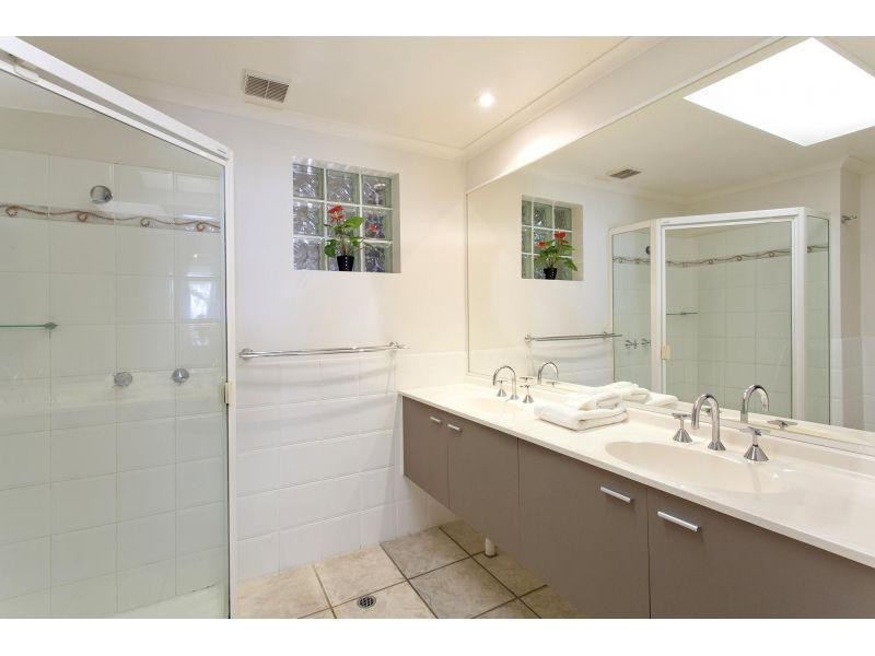 4/273 Gympie Terrace, Noosaville QLD 4566