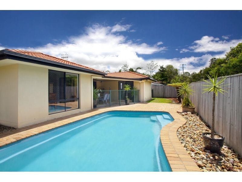 9 Sands Avenue, Noosaville QLD 4566