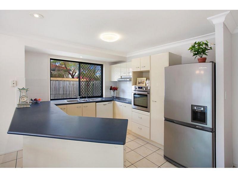 9 Sands Avenue, Noosaville QLD 4566