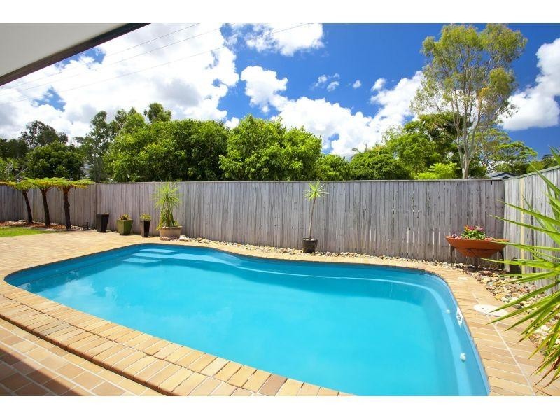 9 Sands Avenue, Noosaville QLD 4566