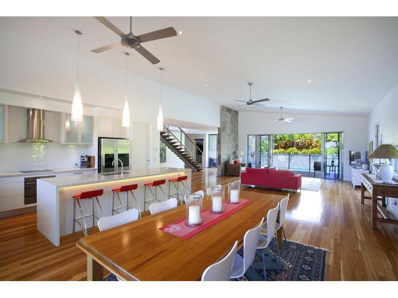 6 Wyona Drive, Noosa Heads QLD 4567