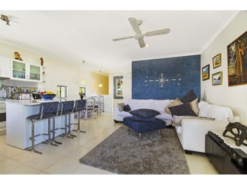 1/24 Orealla Crescent, Sunrise Beach QLD 4567